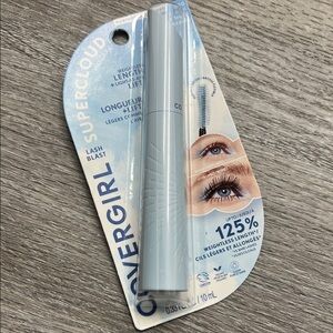 COVERGIRL Lash Blast Supercloud Mascara - Super Black